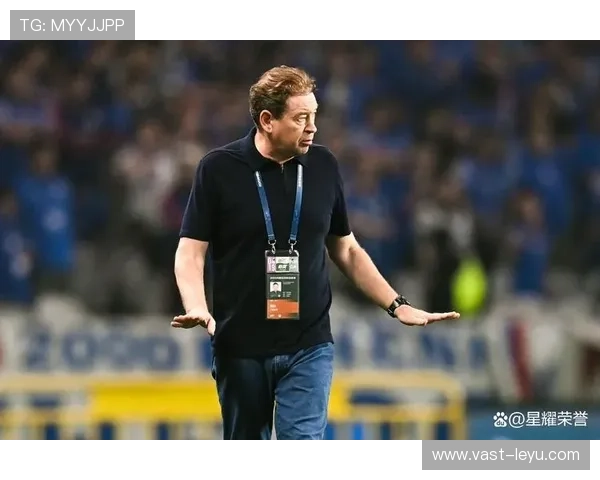 VAR争议背后：裁判到底该如何拿捏判罚尺度？