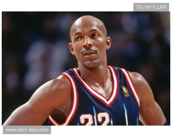 德雷克斯勒无球跑动提升抢断效率明显胜雷吉米勒