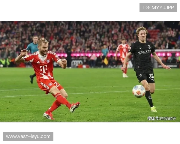 拜仁慕尼黑控制力下滑，中场与防线脱节问题逐步反映在比赛表现中