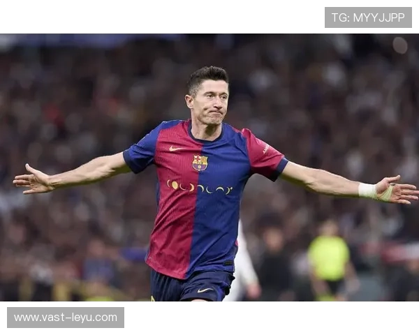 本泽马 vs 莱万：射术技术细节深度解析